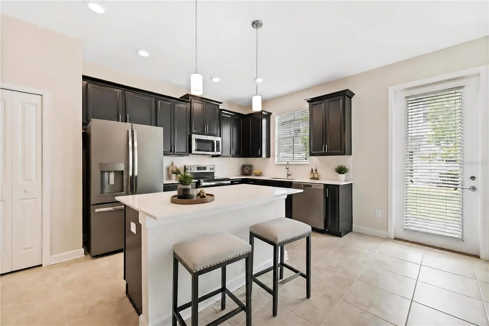 2935 Theme Street, FL
