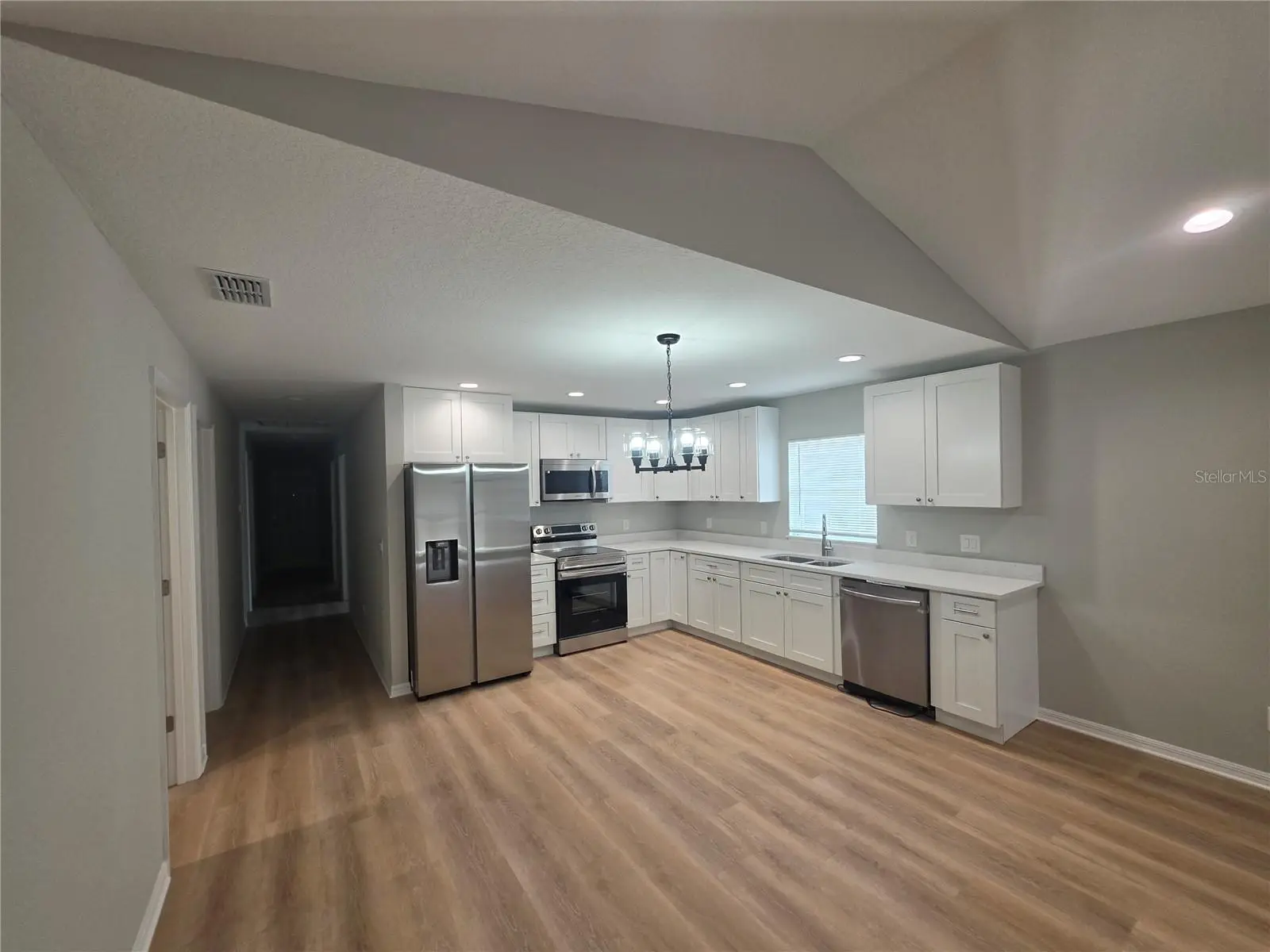 851 Avenue R, FL