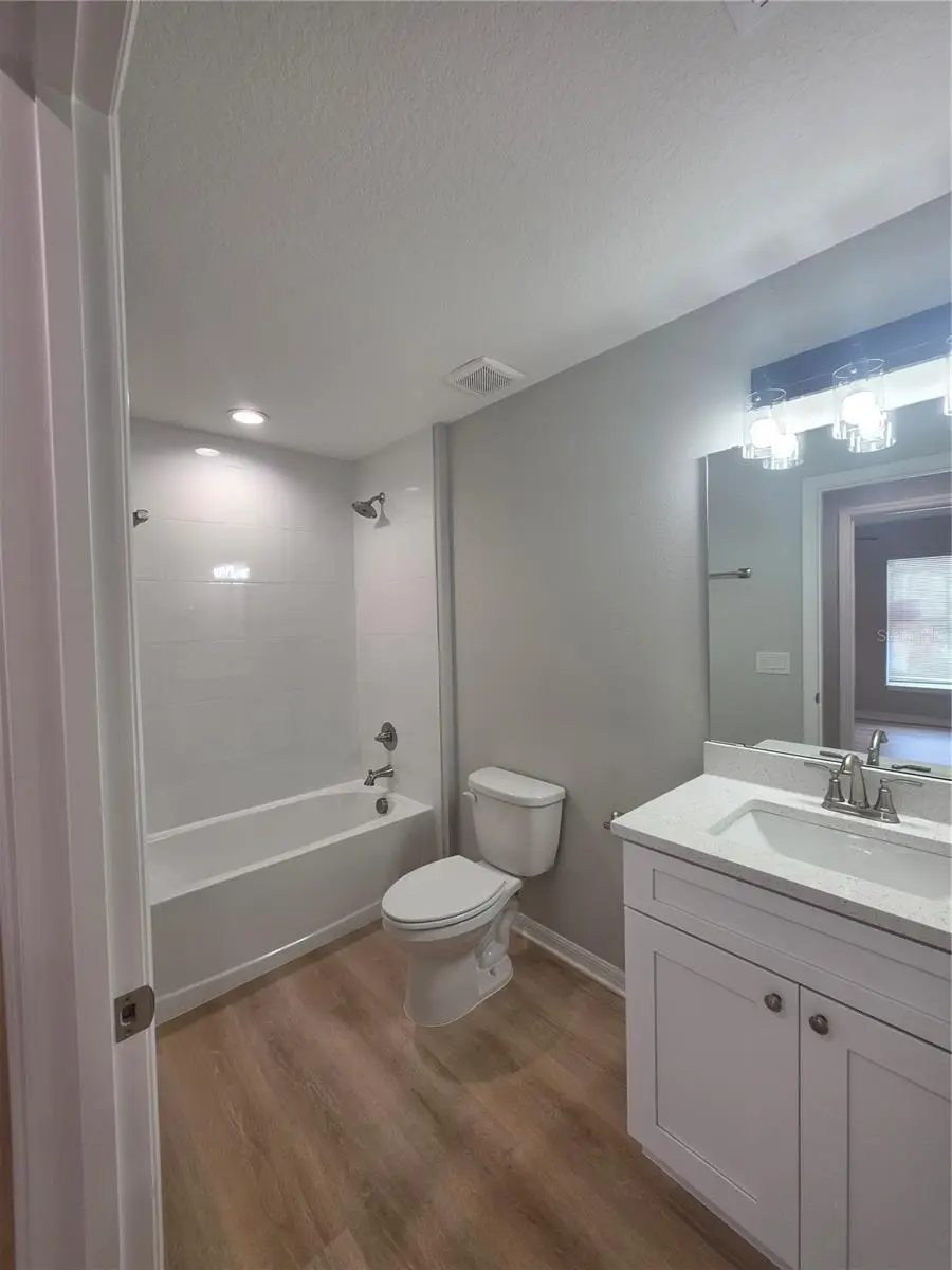 851 Avenue R, FL