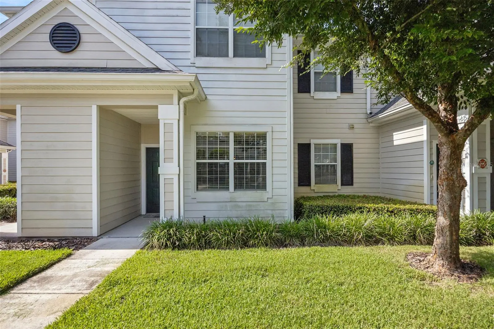 405 Southern Pecan Circle, FL