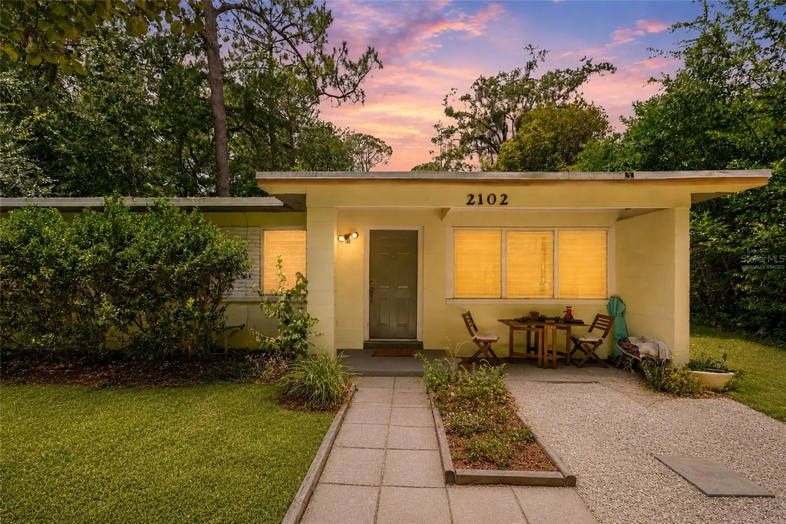 2102 8th Street, FL