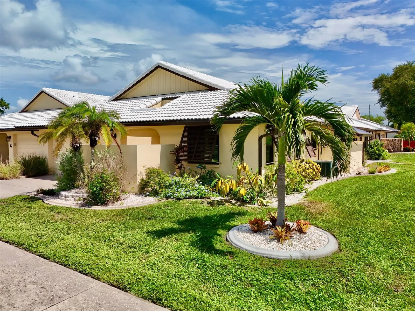 44 Sandstone Circle, FL