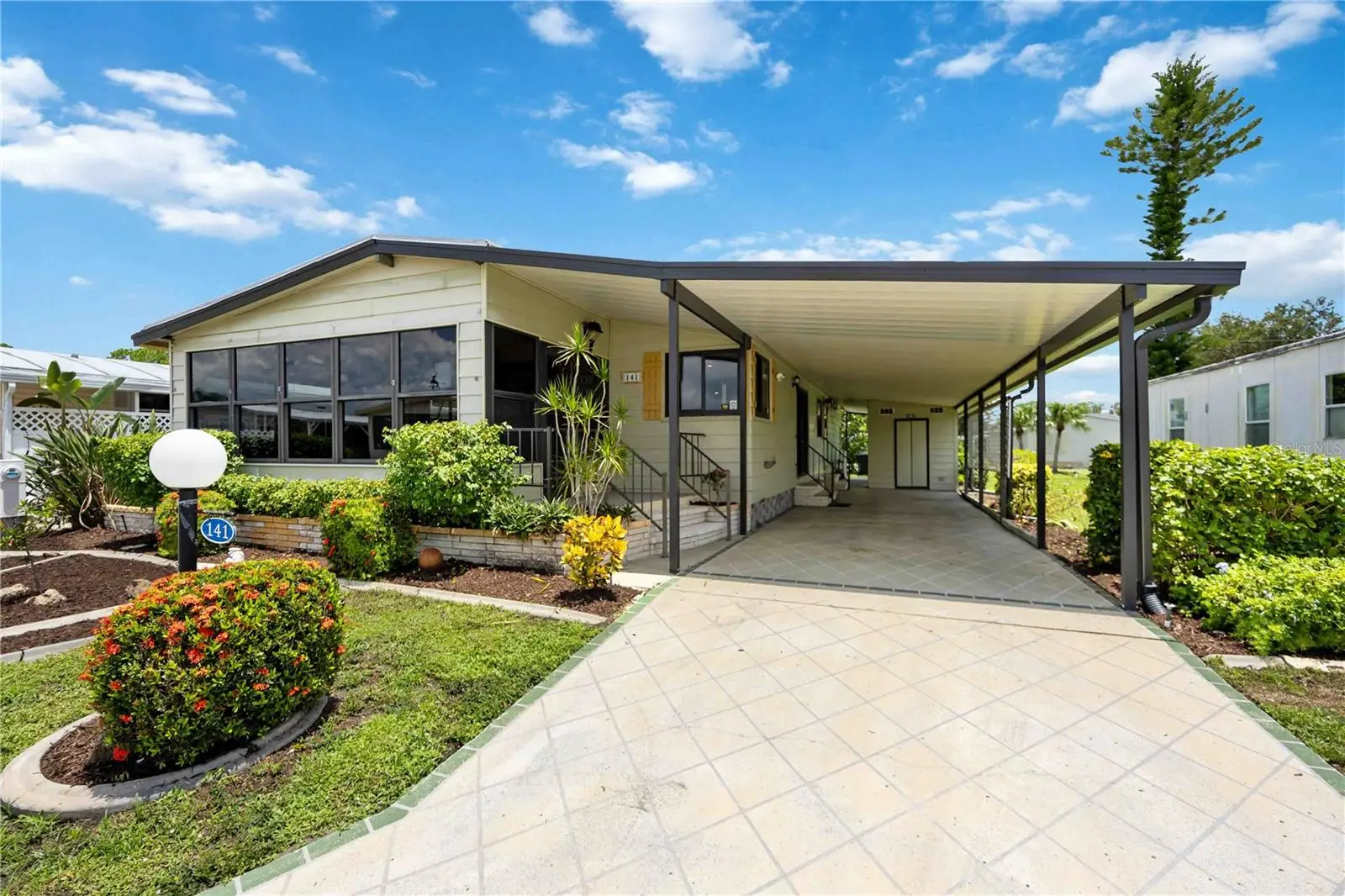 141 Rarotonga Road, FL