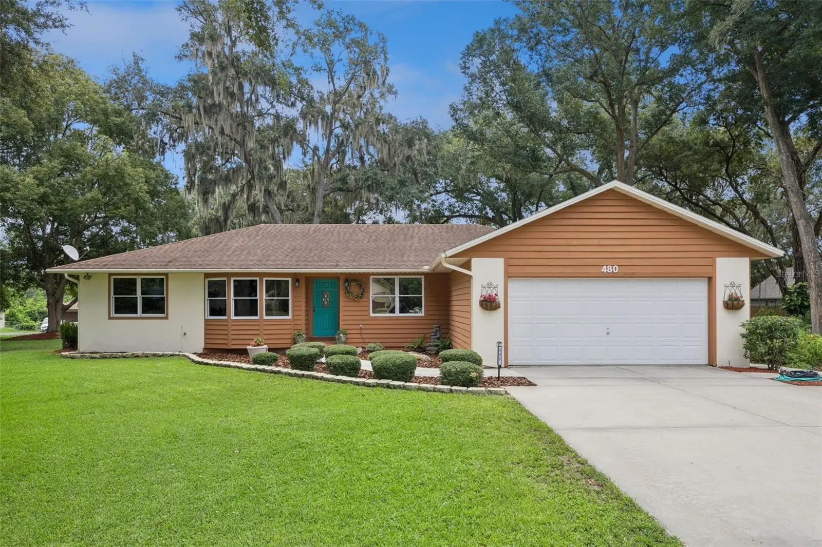 480 Lake Forest Circle, FL