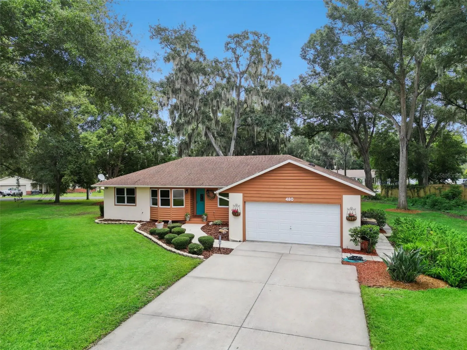 480 Lake Forest Circle, FL