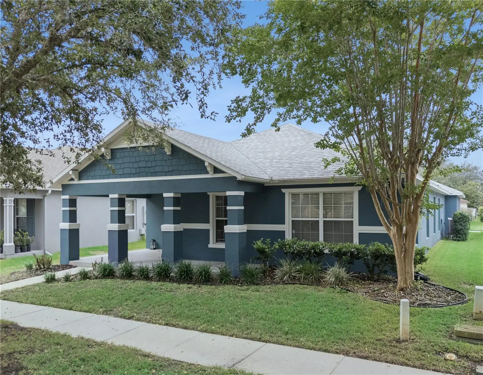 13736 Phoenix Drive, FL