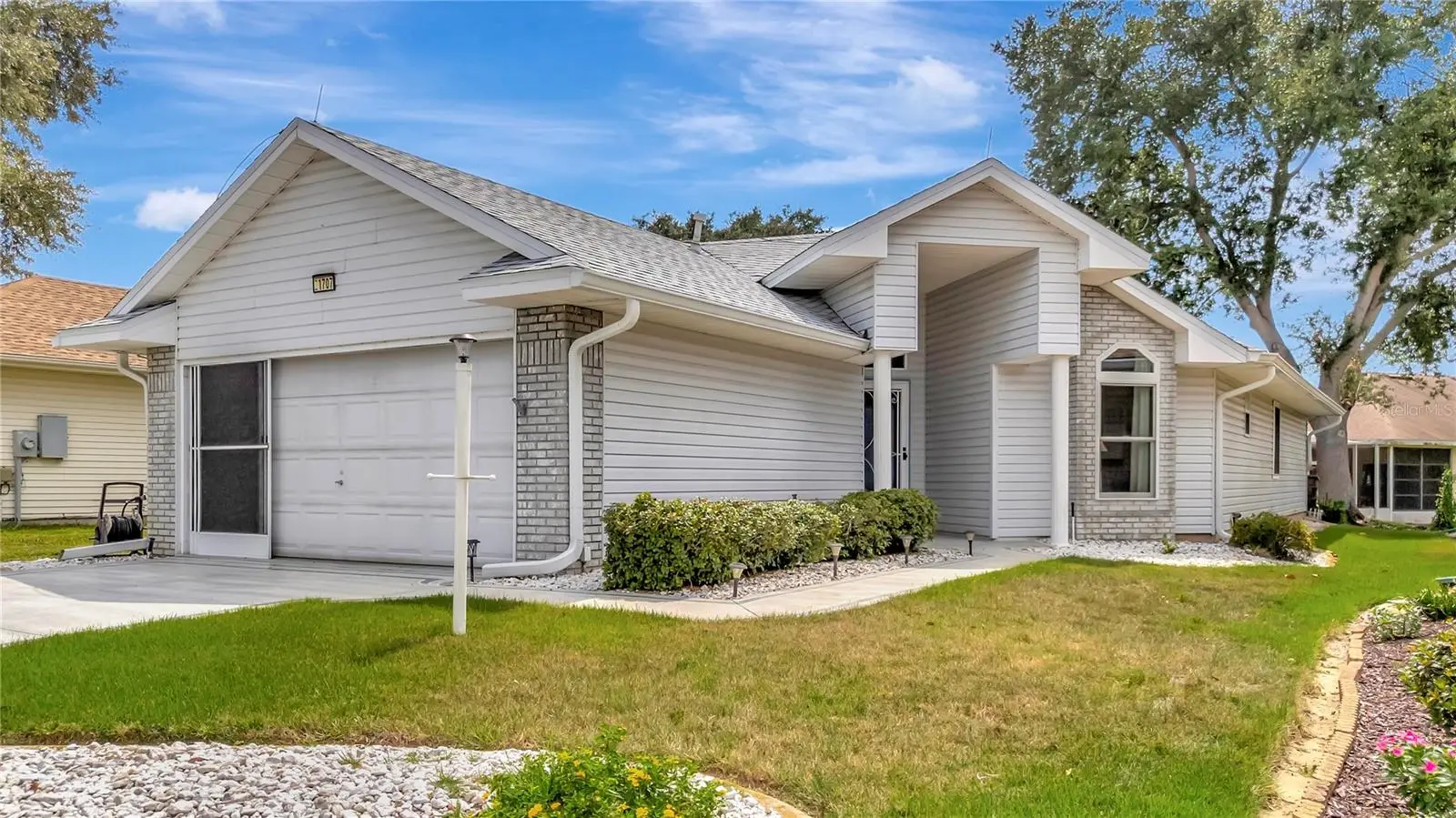 21707 Queen Mary Court, FL