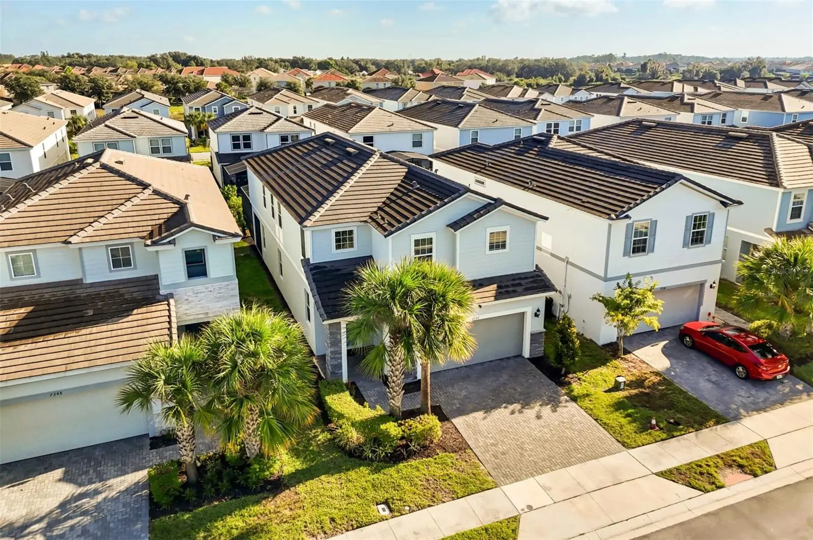 7352 Oakmoss Loop, FL
