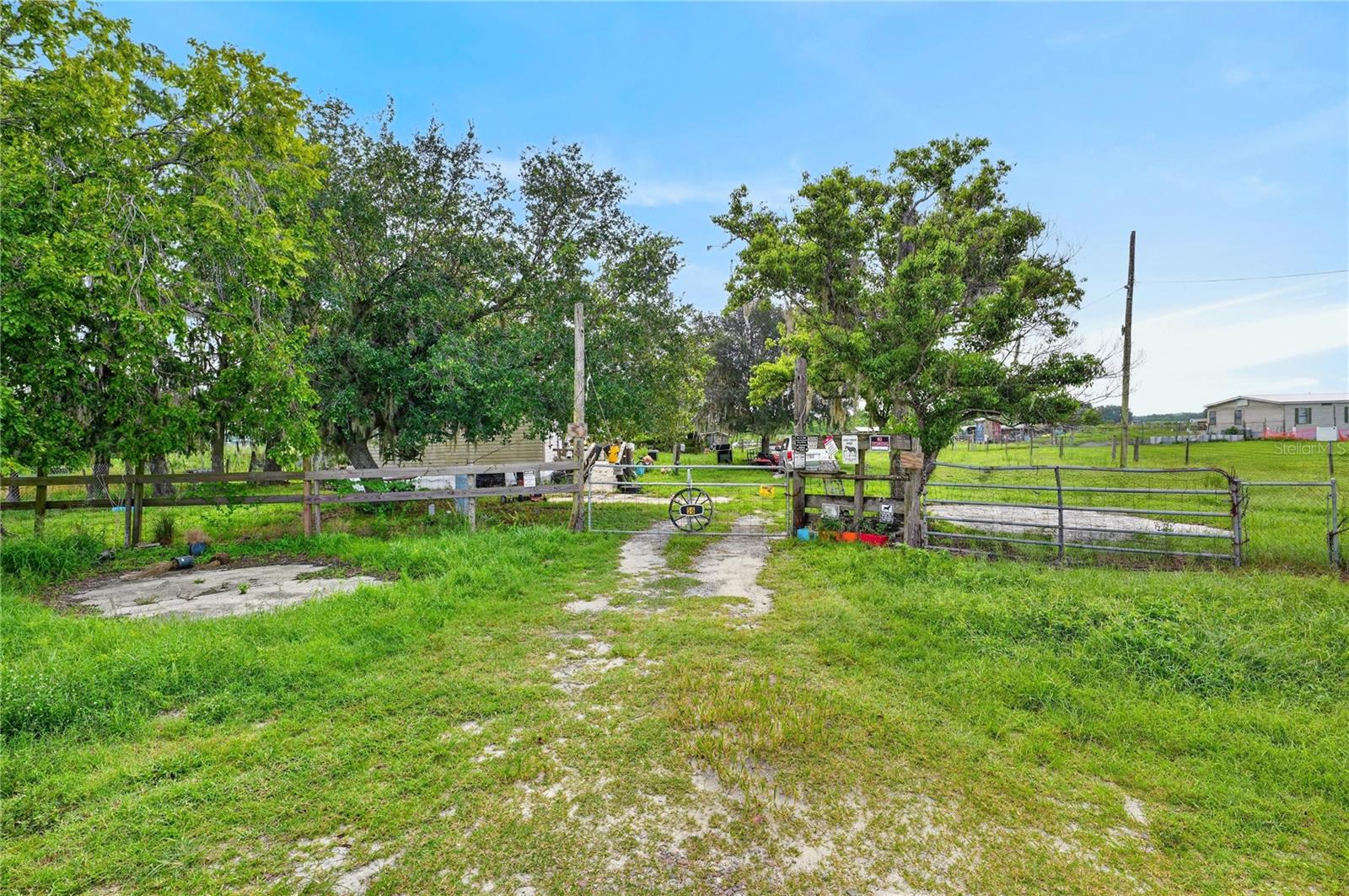 56 Meadow Way, FL