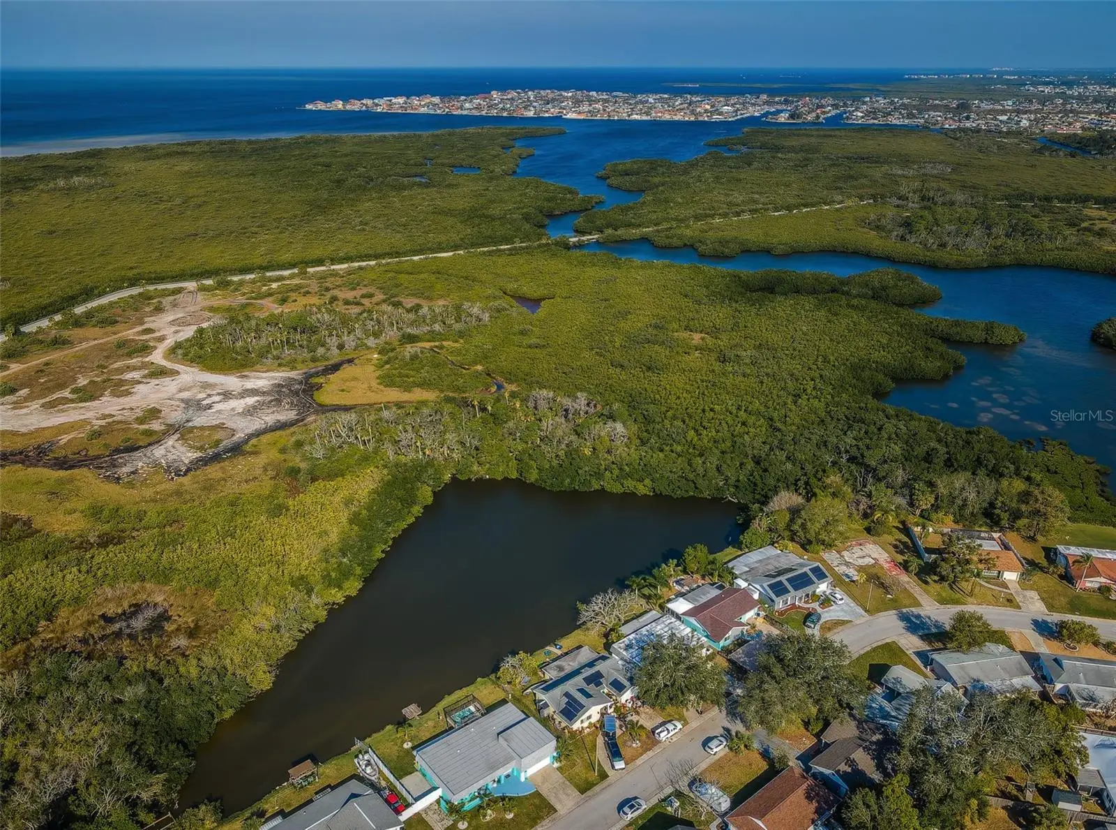 3627 Grayton Drive, FL
