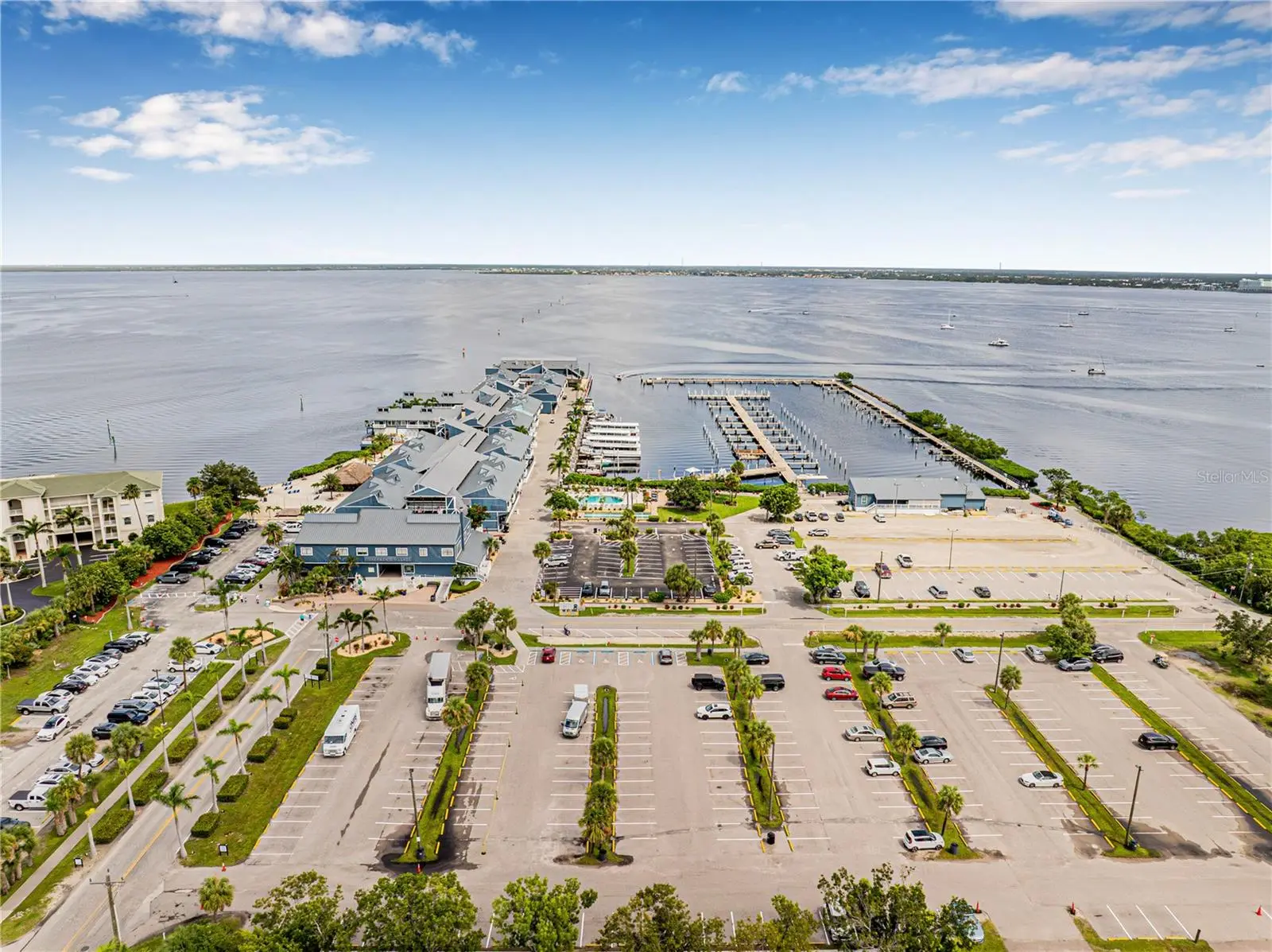 5 Tropicana Drive, FL