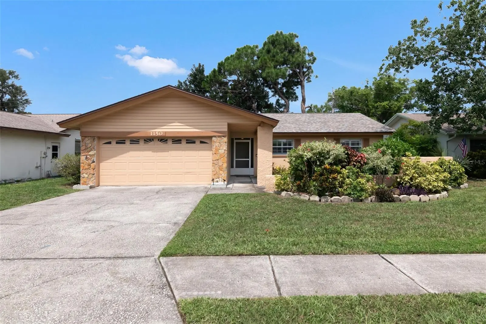 1150 Brook Drive, FL