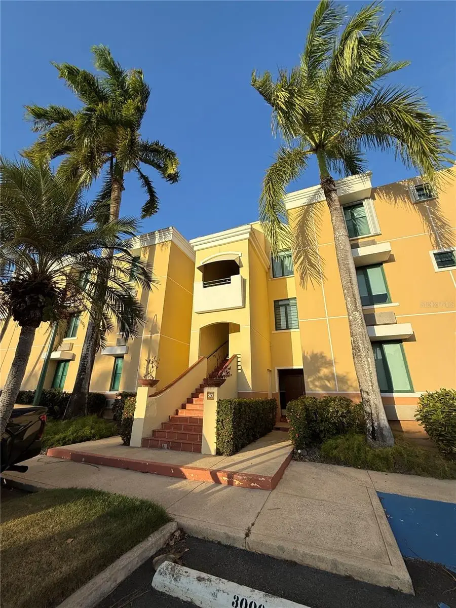 Edificio 8 El Dorado Club, PR