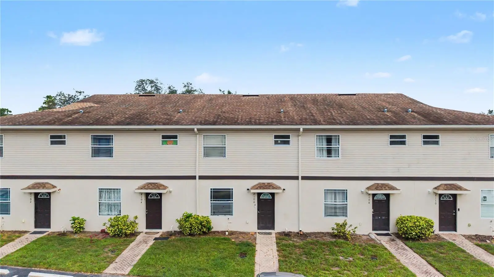 2106 Pine Chace Court, FL