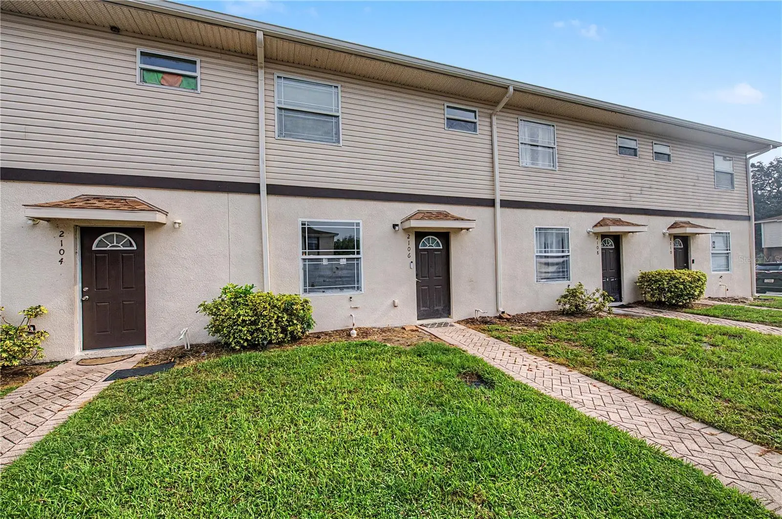 2106 Pine Chace Court, FL
