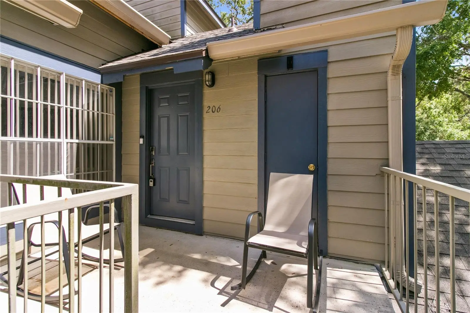 962 Newcastle Circle, FL