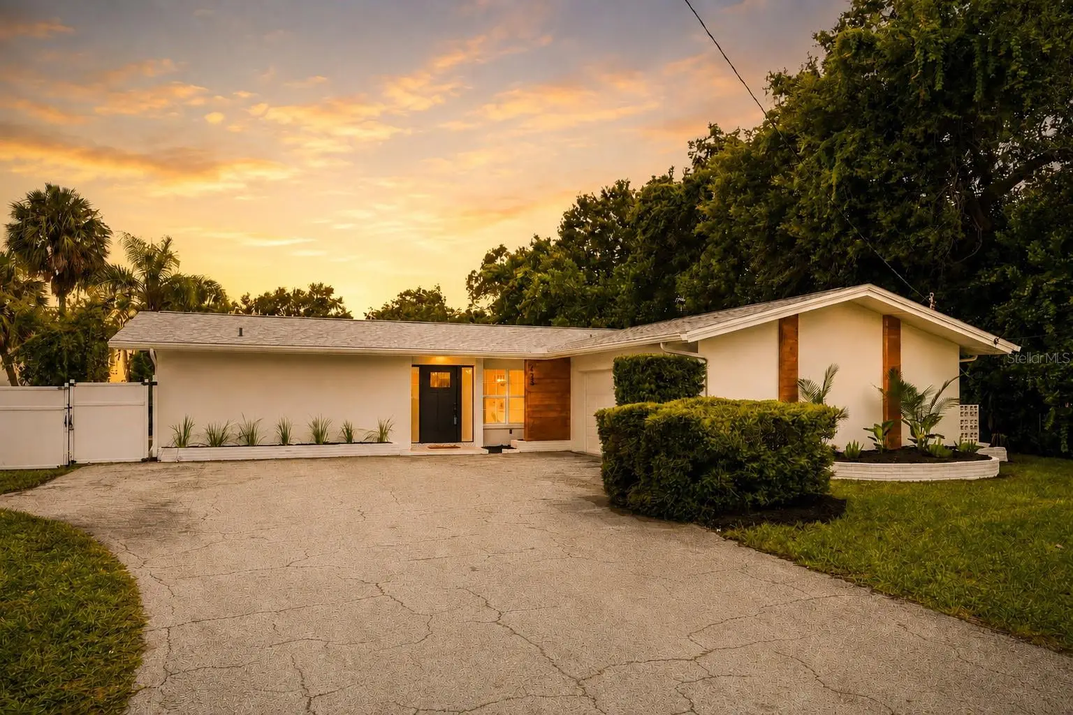 435 Mehlenbacher Road, FL