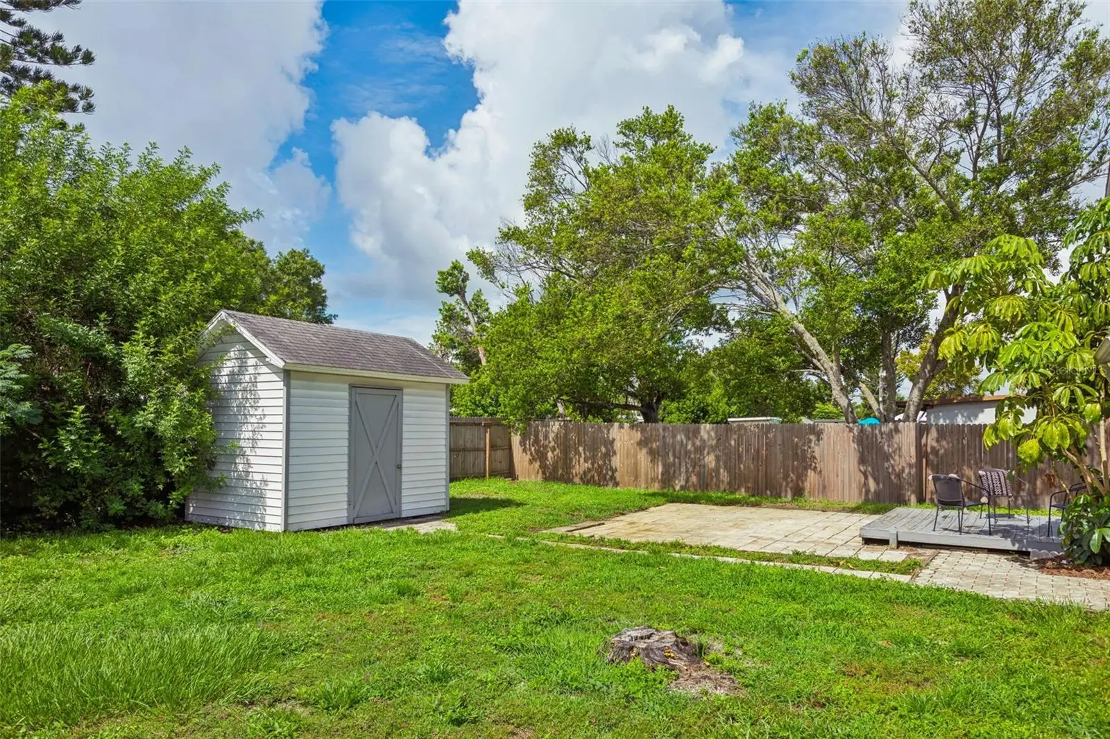 4012 Fairview Heights, FL