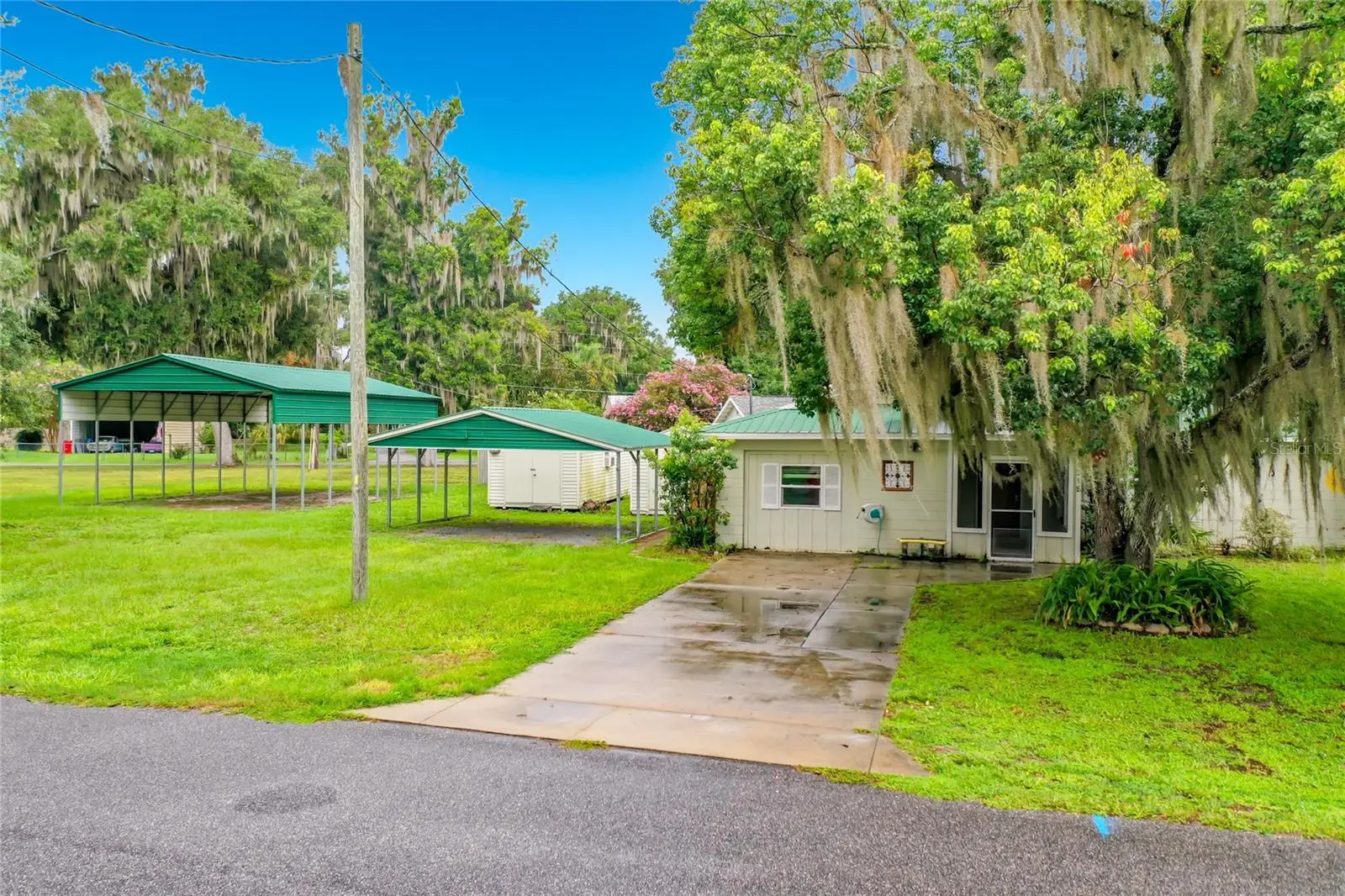 1218 Cr 450, FL