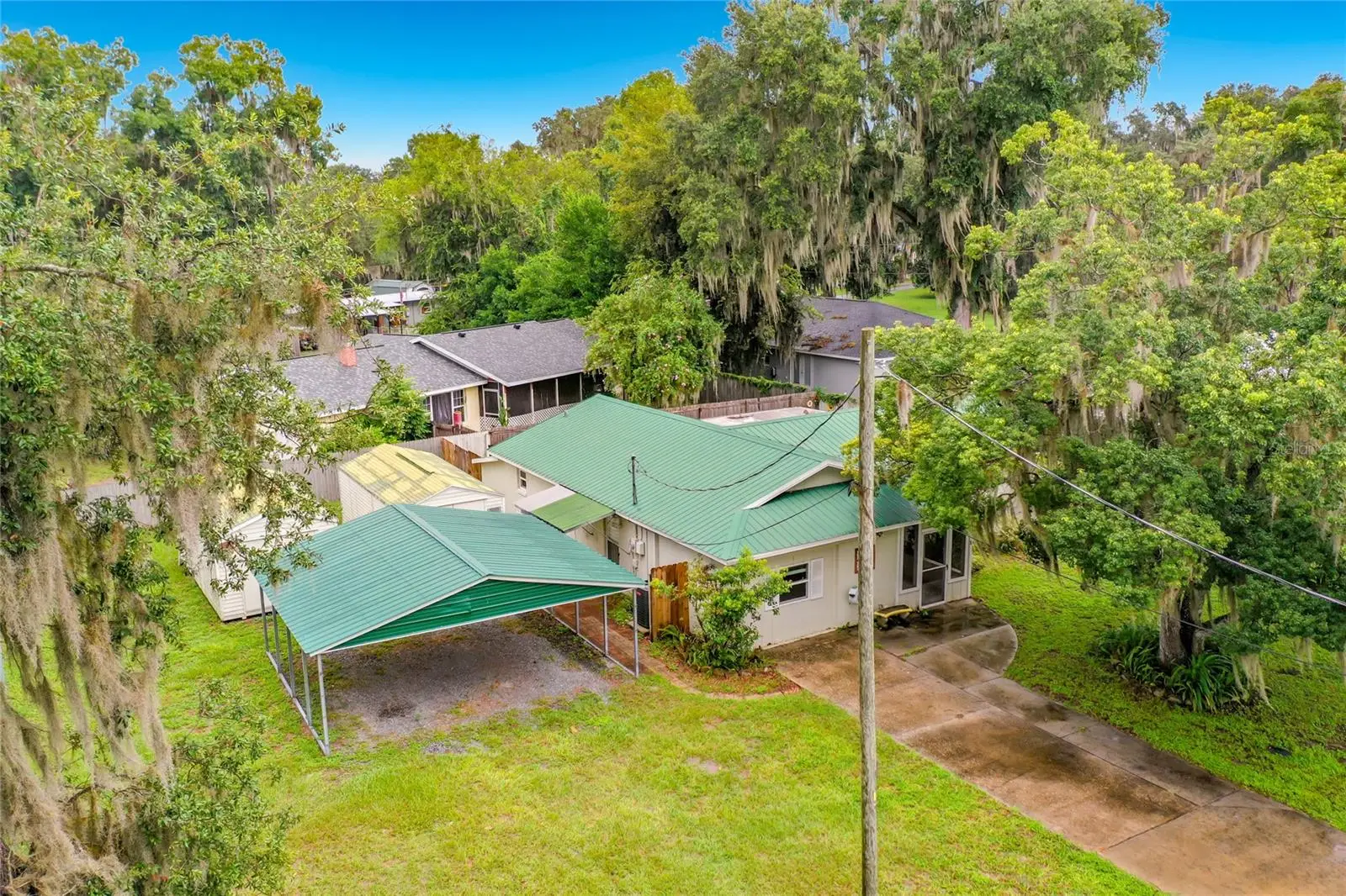 1218 Cr 450, FL