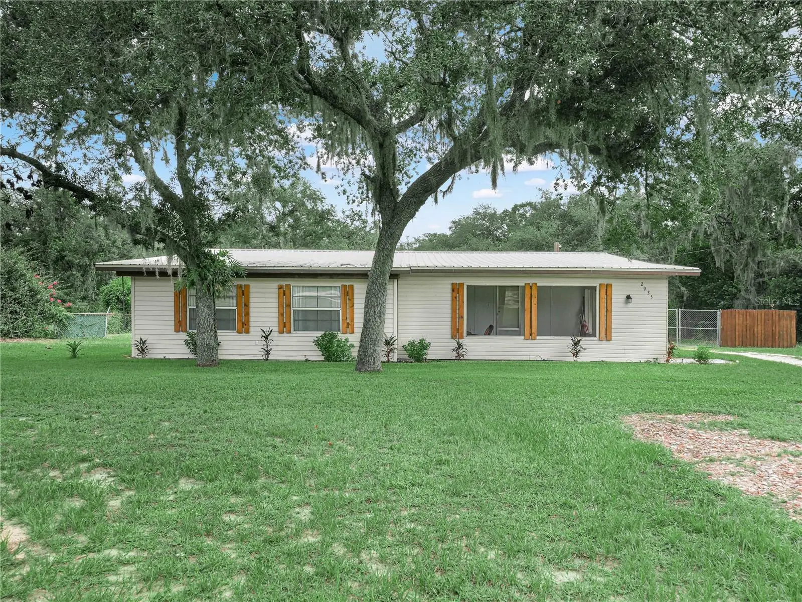 2935 Silver Spur Loop, FL