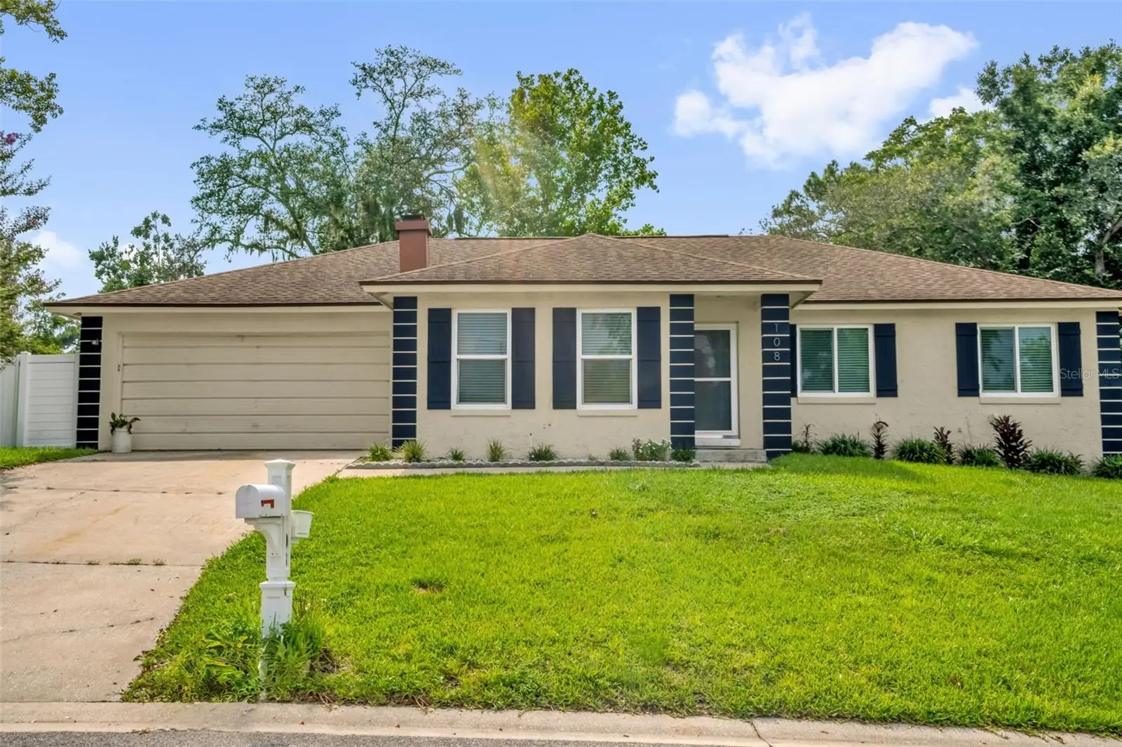 108 Kilkenny Court, FL