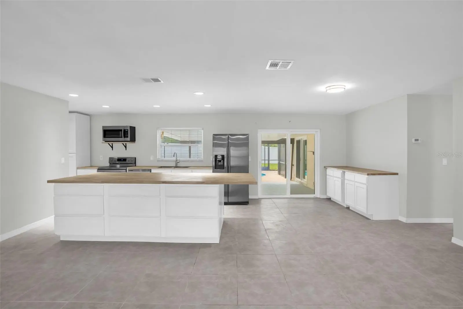 108 Kilkenny Court, FL