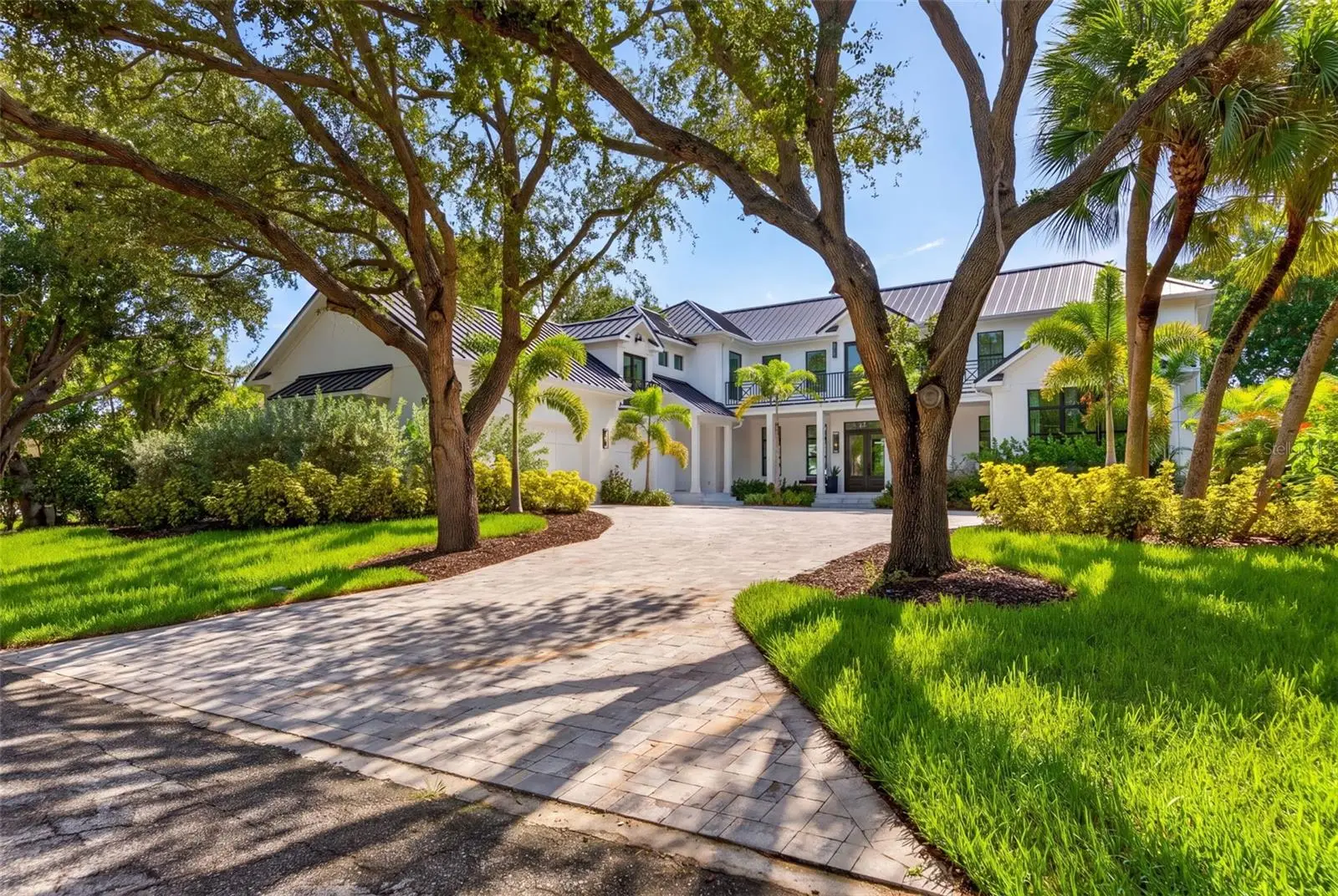 656 Tropical Circle, FL