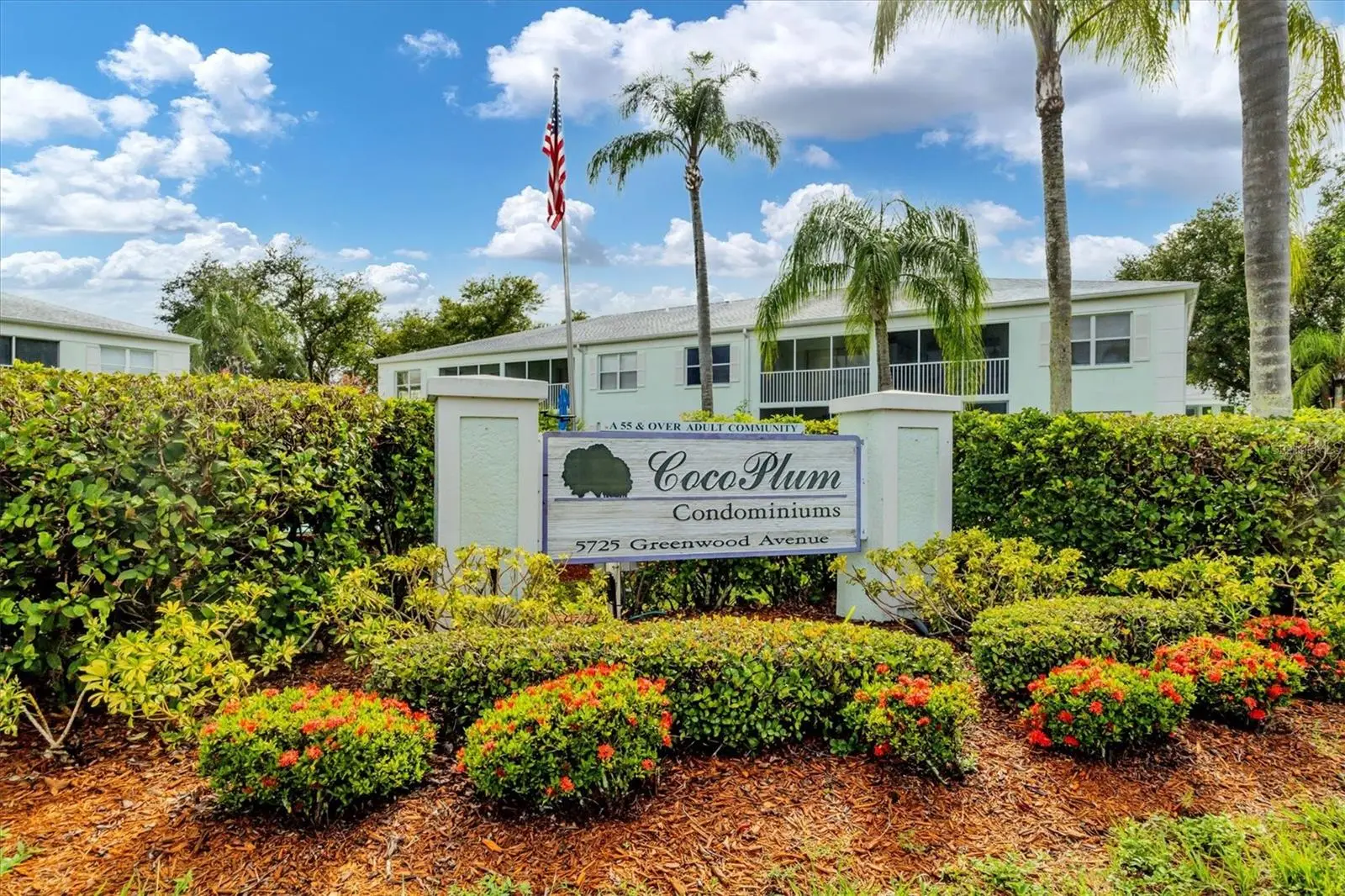 5725 Greenwood Avenue, FL