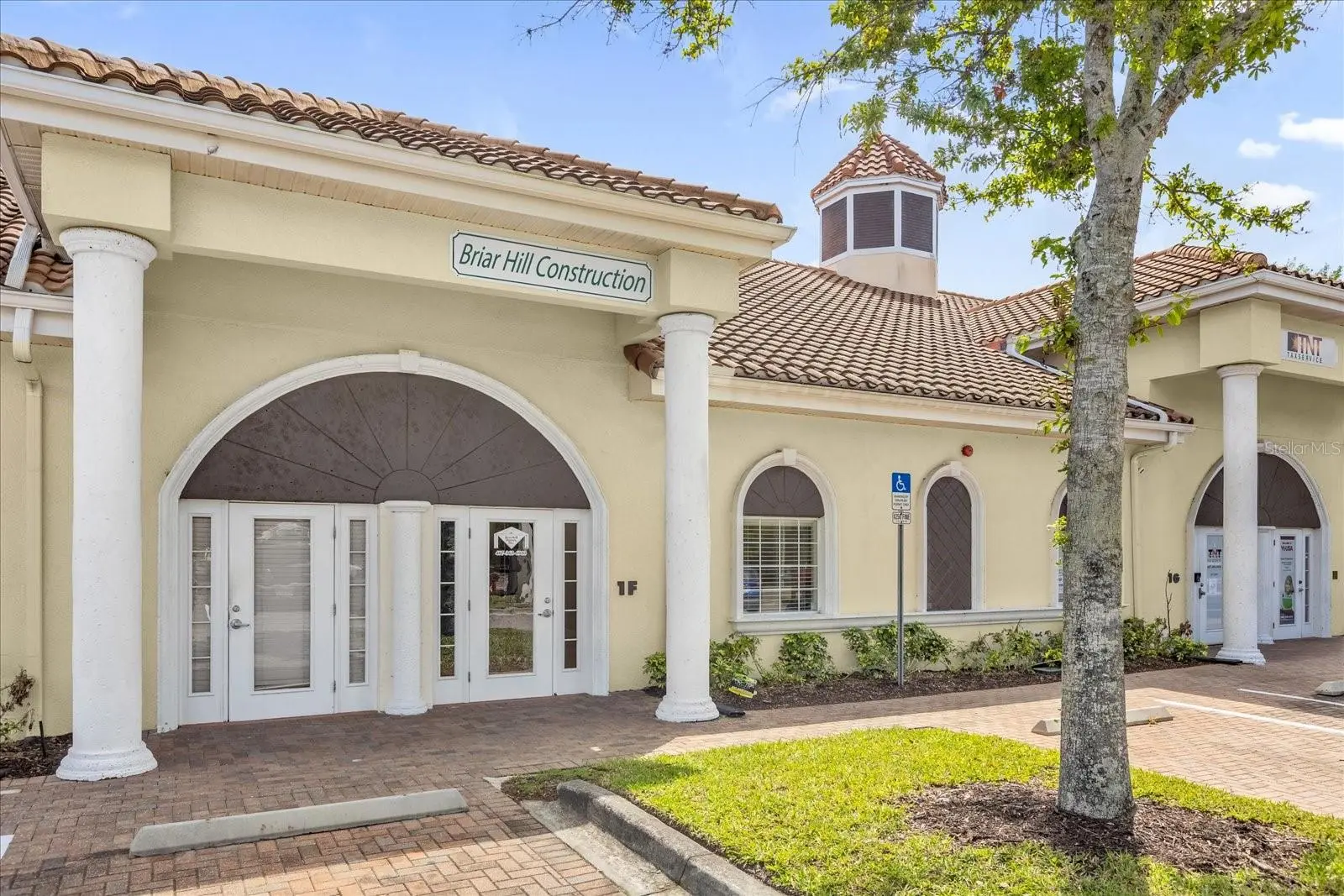 1507 Park Center Drive, FL