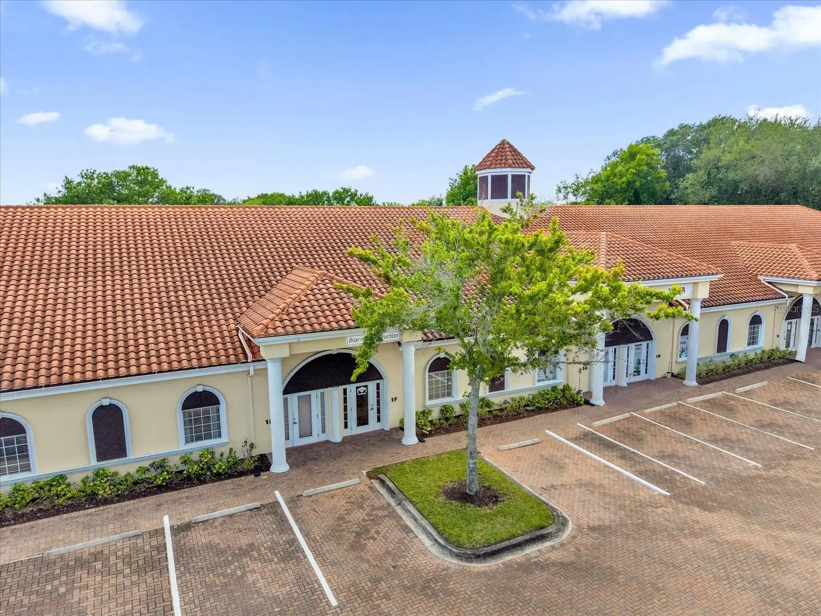 1507 Park Center Drive, FL