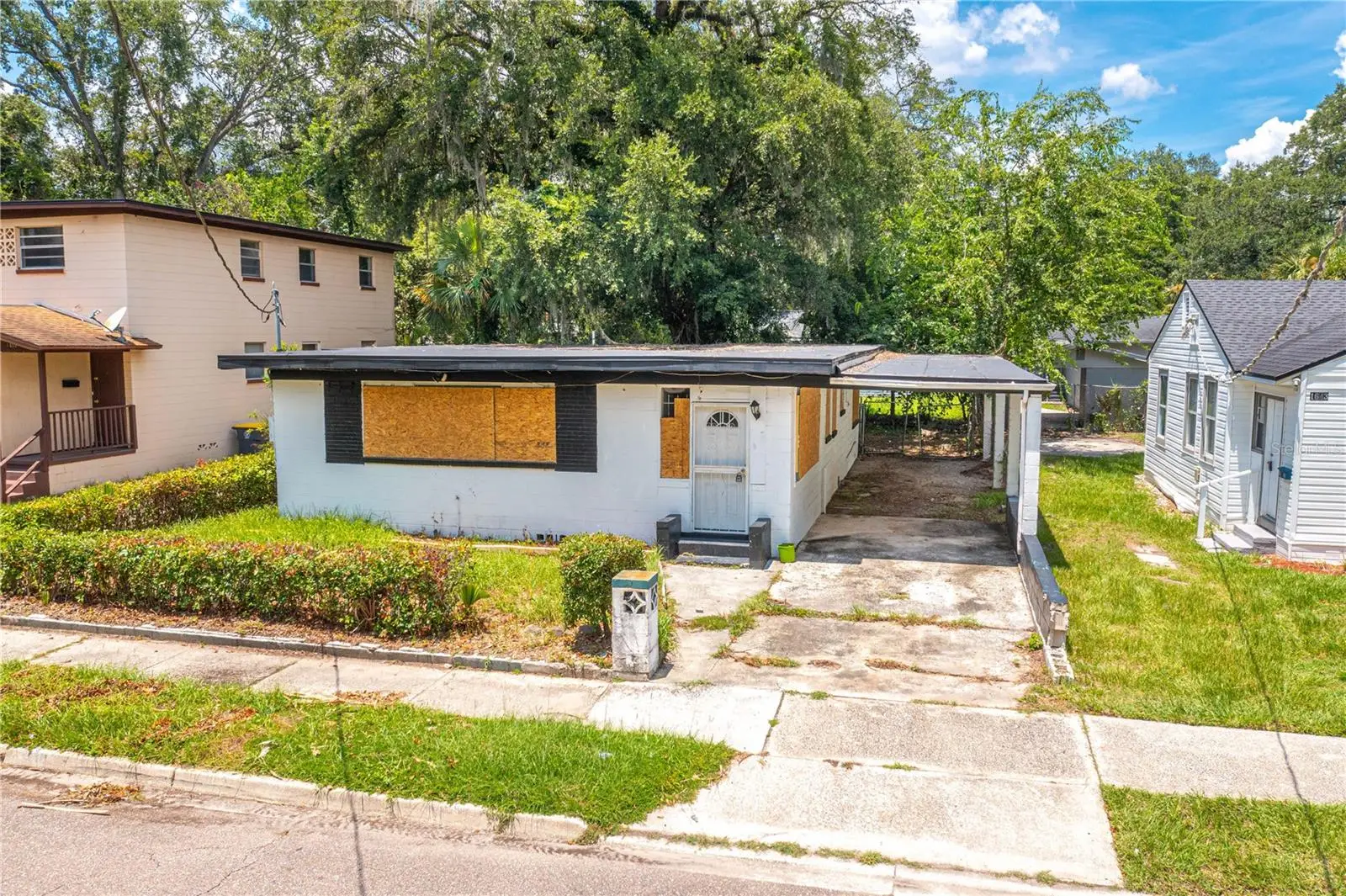 1651 34 Street, FL