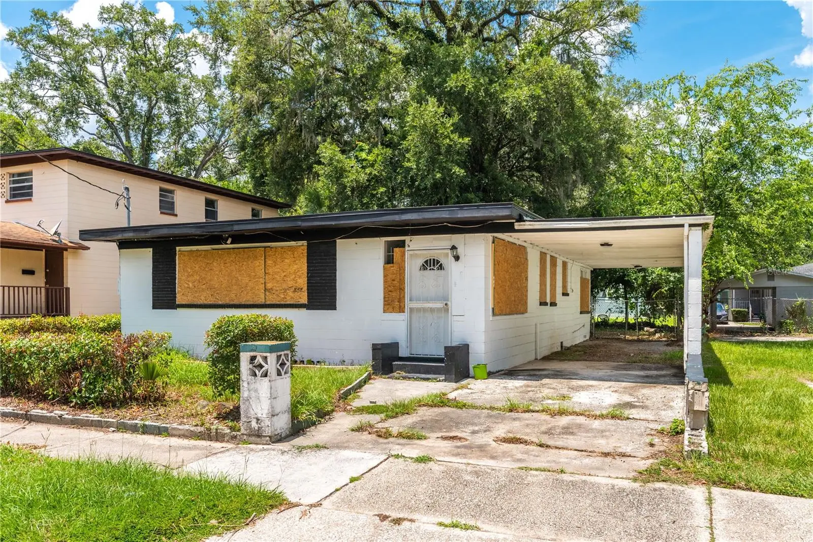 1651 34 Street, FL