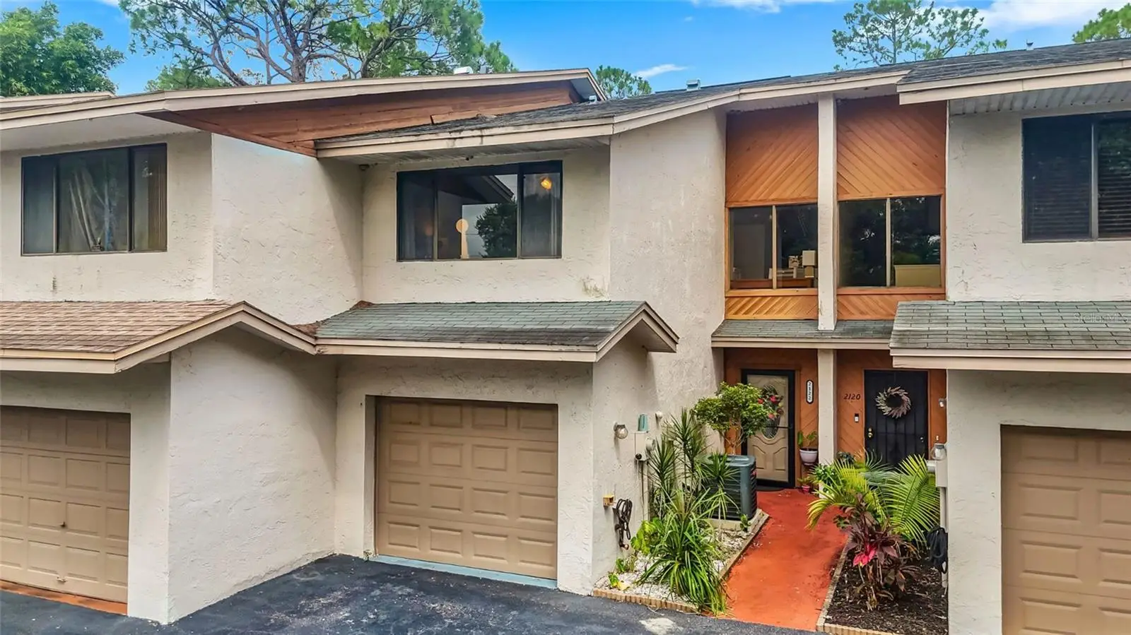 2122 Tarpon Landings Drive, FL