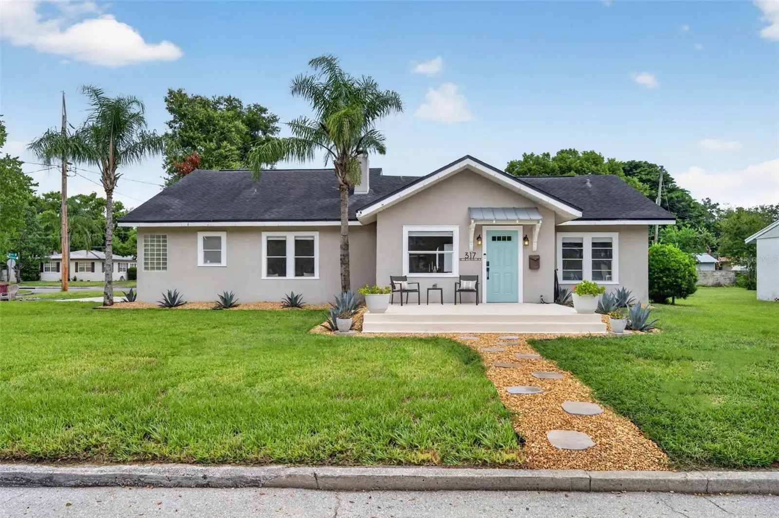 317 W King St, FL