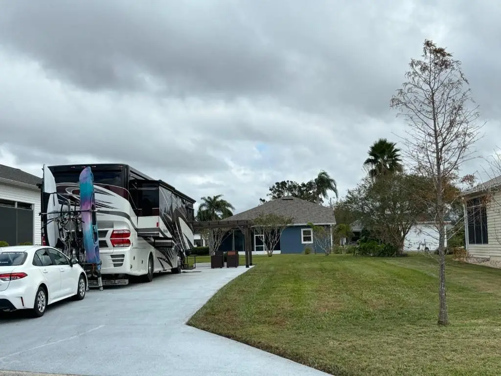 1098 Motorcoach Drive, FL