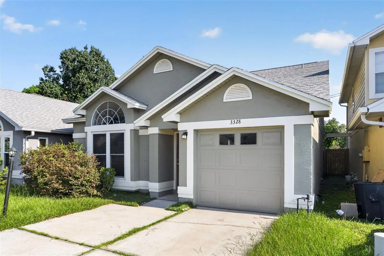 3328 Hamlet Loop, FL