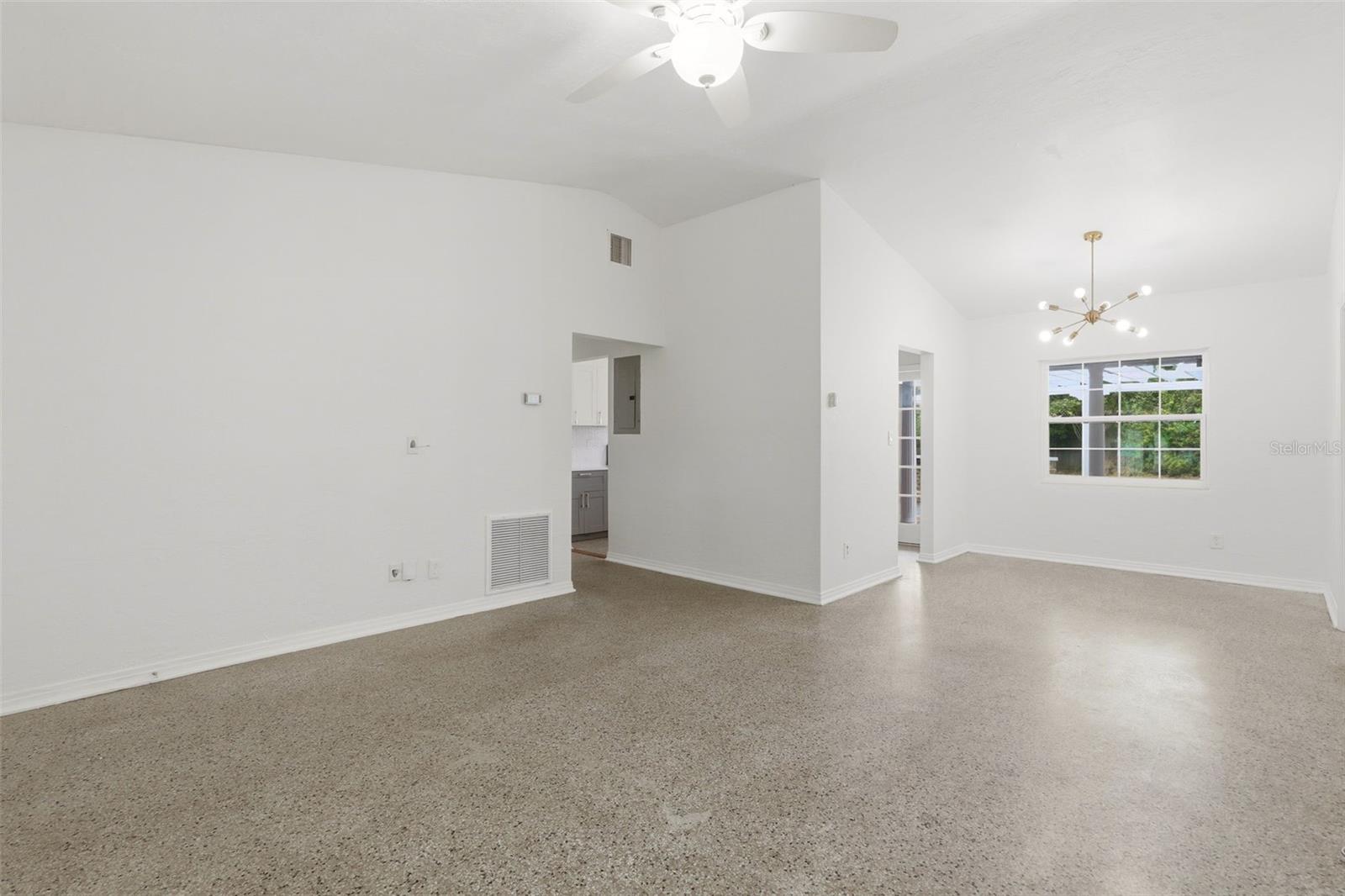 724 Braidwood Lane, FL