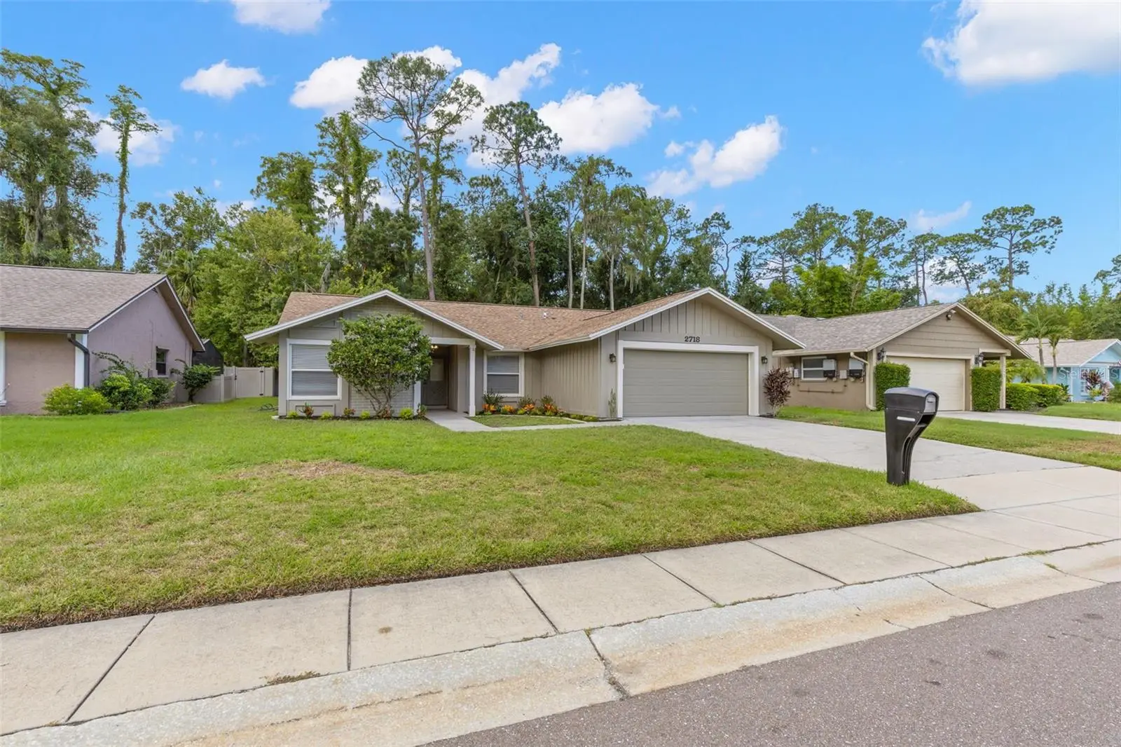 2718 Woodhall Terrace, FL