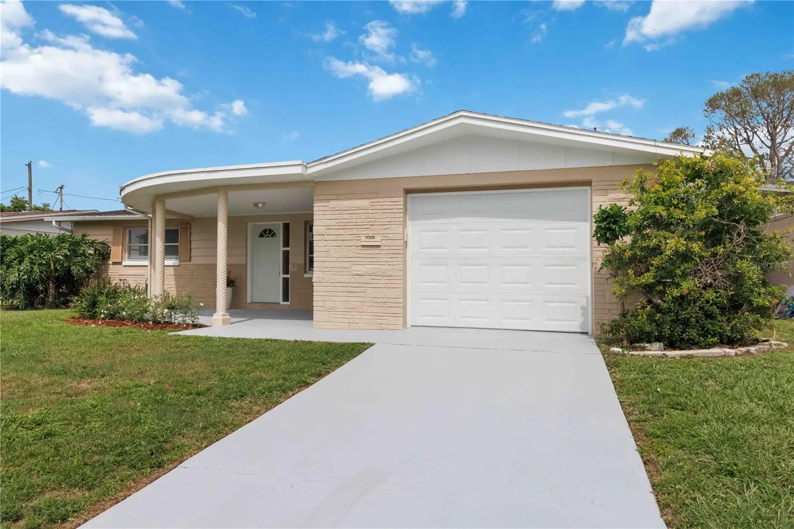 2044 Pamela Drive, FL