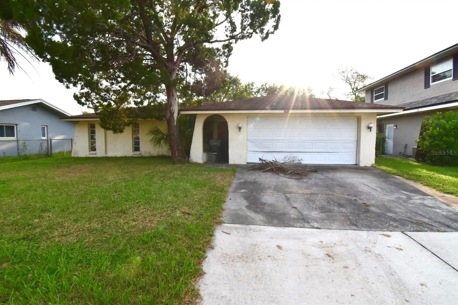 704 Lemonwood Drive, FL
