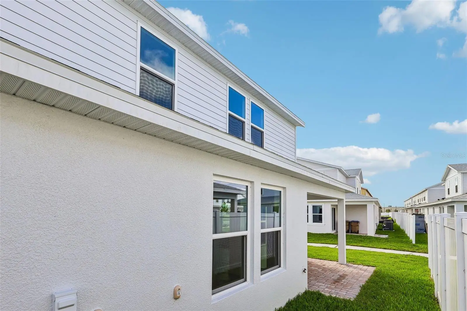 2712 Meadow Crest Drive, FL