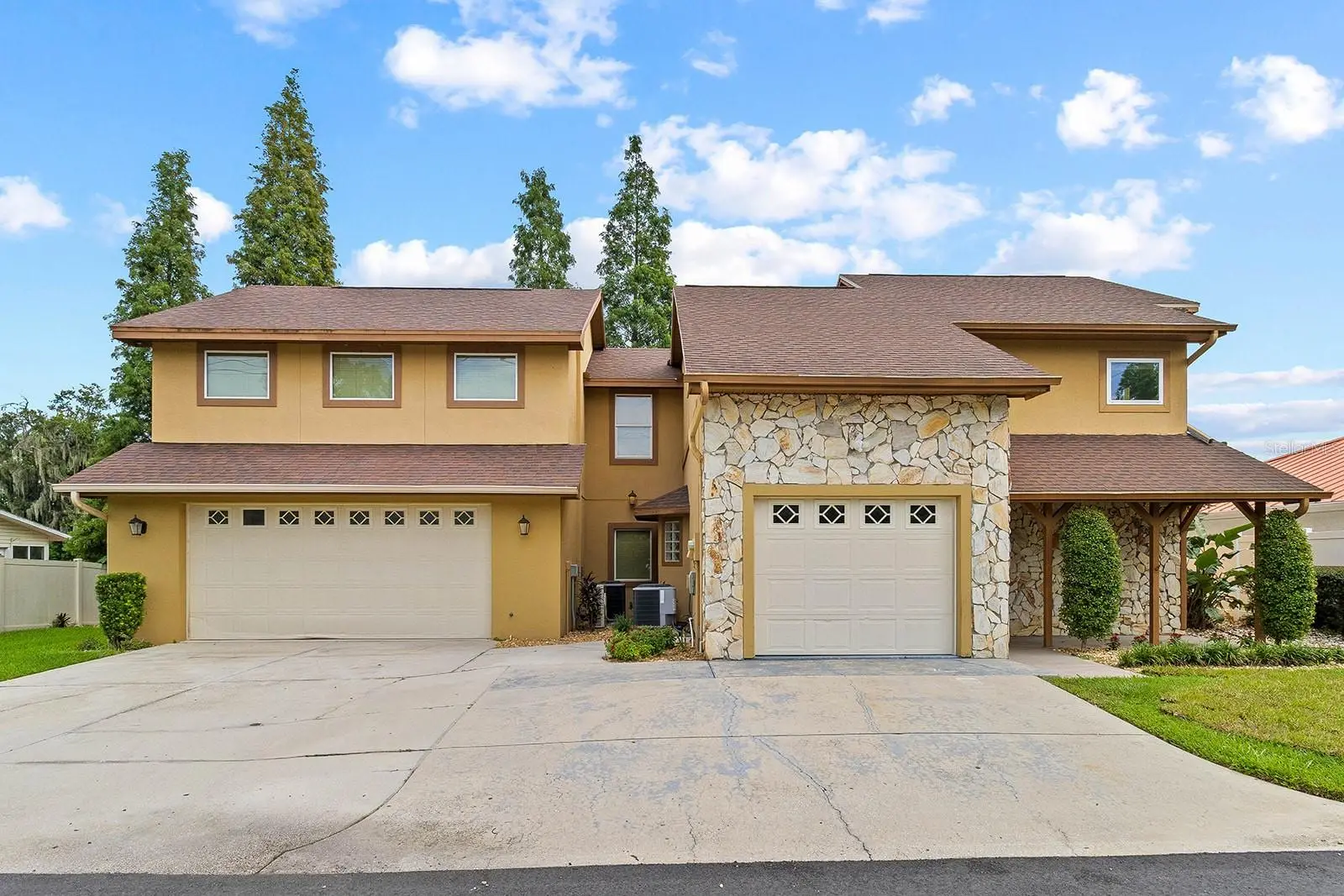 614 Mountain Lake Place, FL