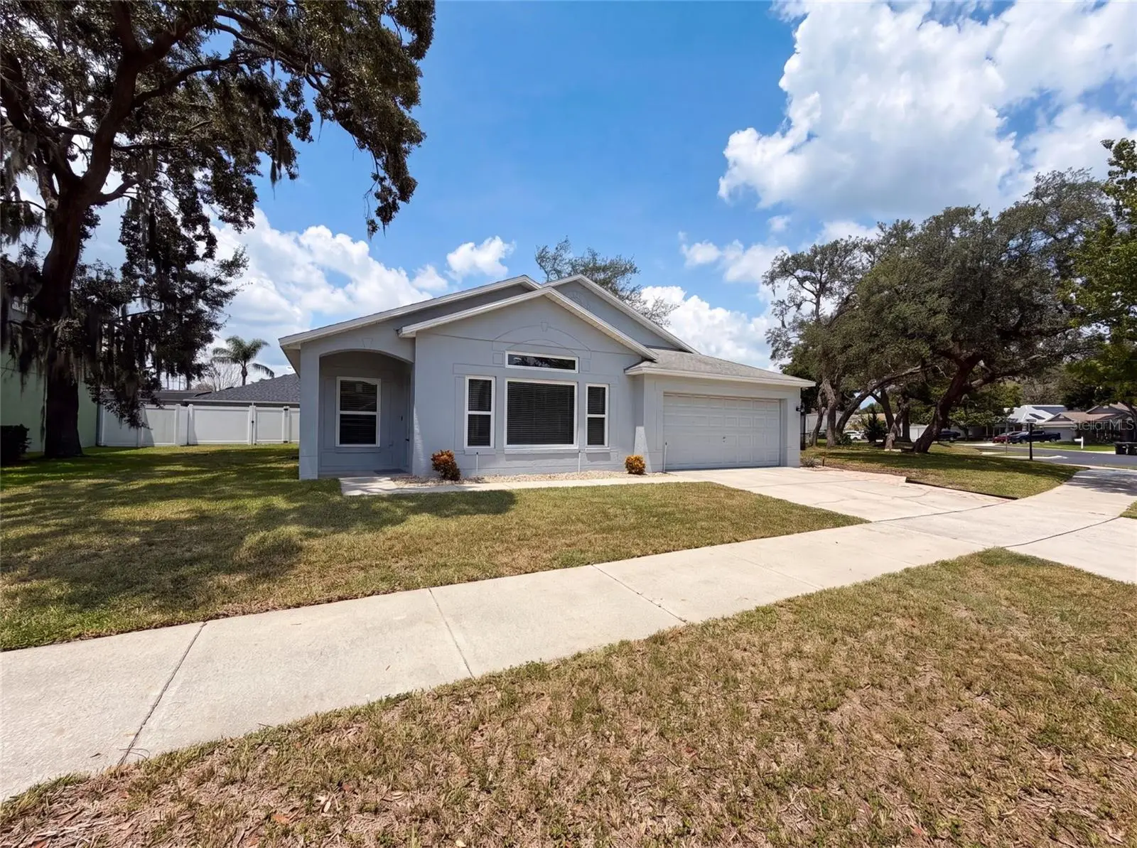 3800 Seminole Drive, FL