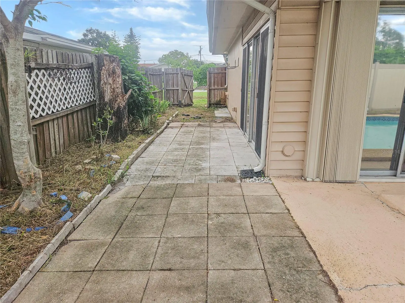 1820 Lombardy Drive, FL