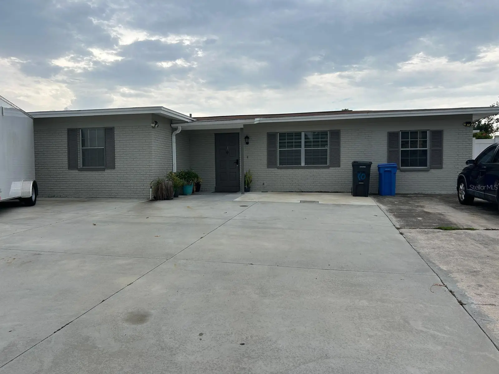 6503 Dovewood Place, FL