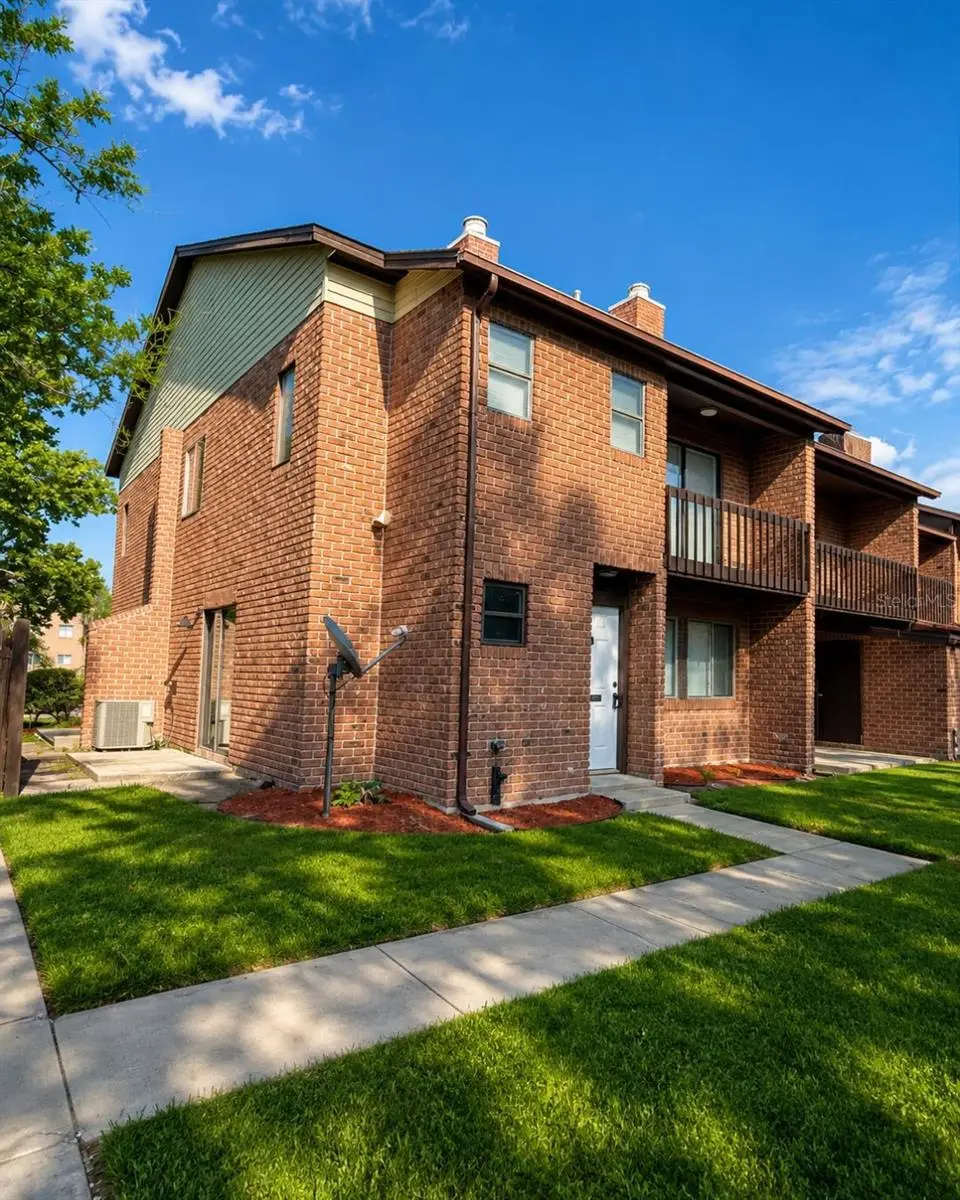 5032 Downing Street, FL