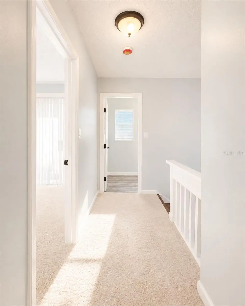 5032 Downing Street, FL