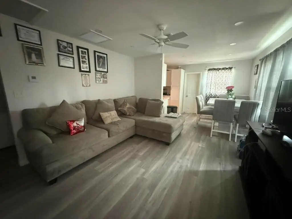 1402 4th Avenue, FL