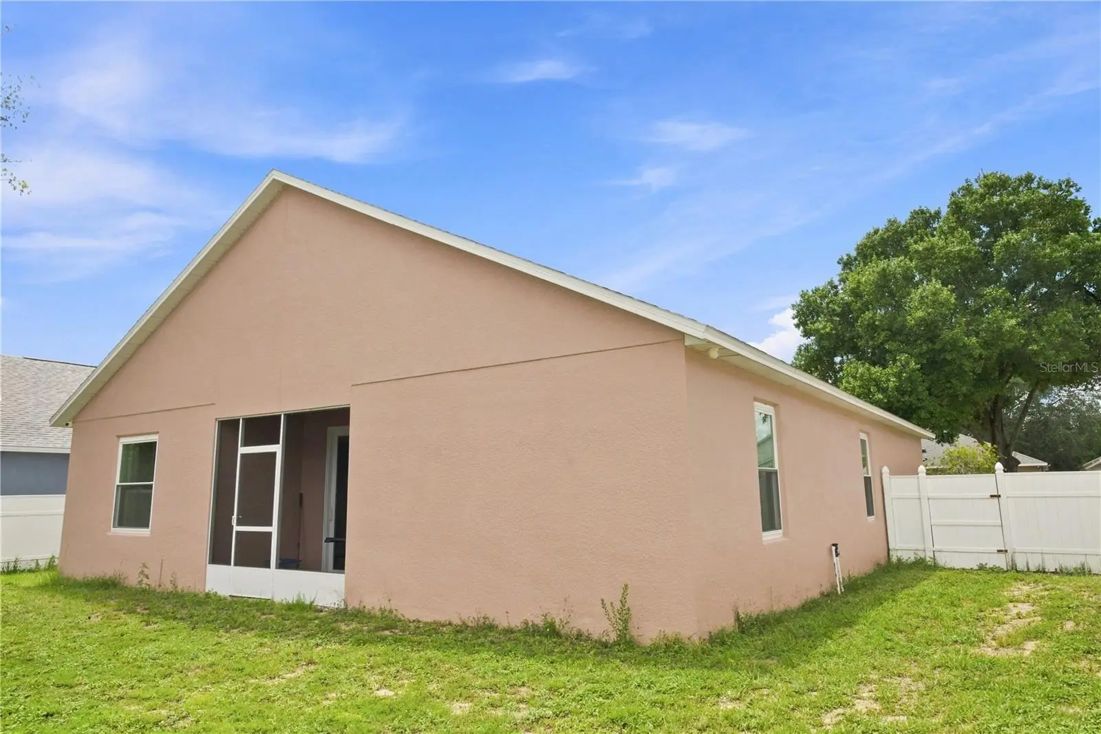 110 Knollwood Drive, FL